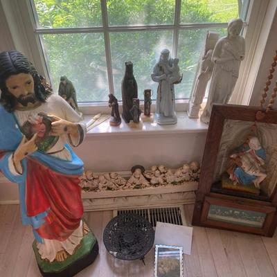 Lot # 726 Religious Statue Lot 