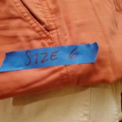 MB-272    Women's Pants size 6