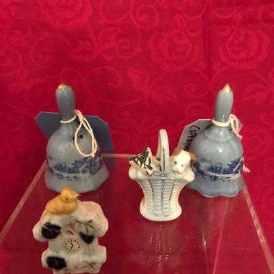 Lot 46 Porcelain figurines