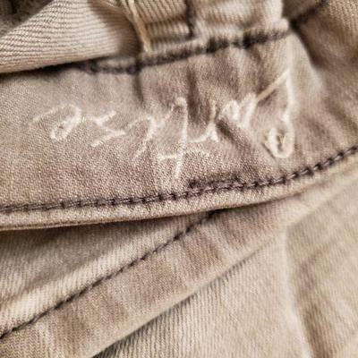 MB-273:  Women's Jeans