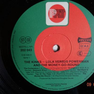 The Kinks ~ Lola vs. Powerman...