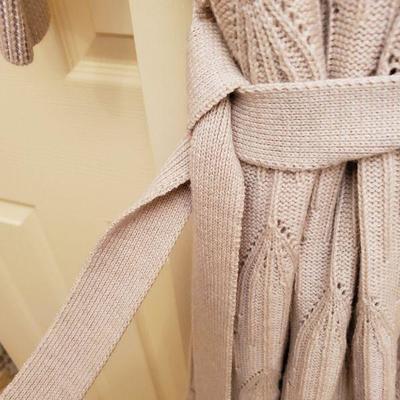 MB-277: new dress size lg 