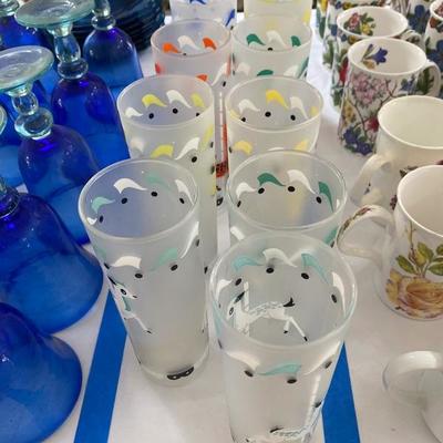 Lot #767 Mid century Carousel Glass Set 