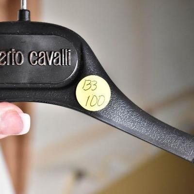 B3-100: Womens Clothing