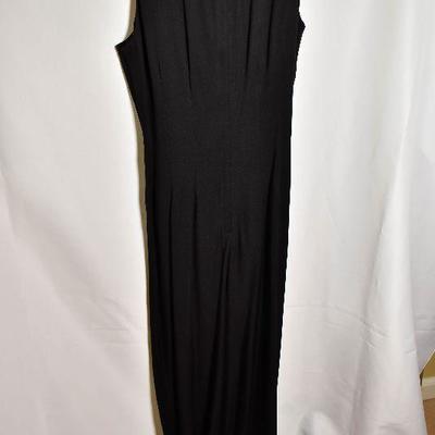 B3-101: Laundry Gown