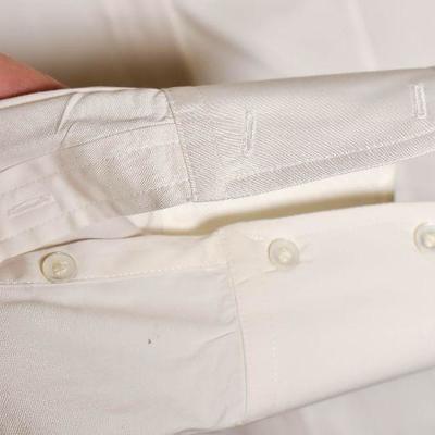 B3-102: New Womens Clothing Lot