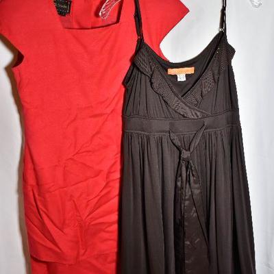 B3-108: Womens Size 4 dresses
