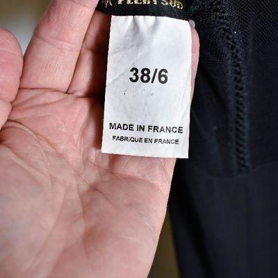 B3-119: Stunning Long Silky Black Gown!