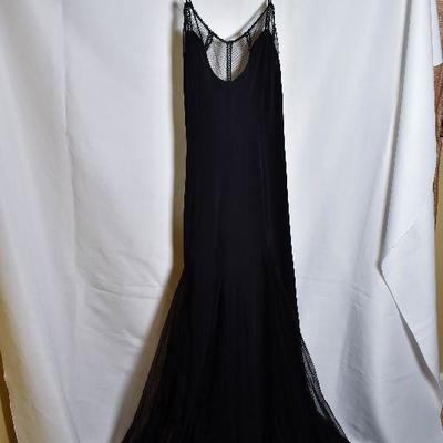B3-119: Stunning Long Silky Black Gown!
