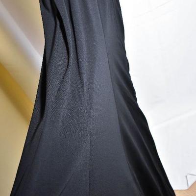 B3-120: Darya NY gown size 6