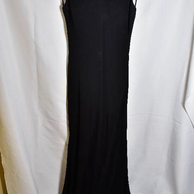 B3-120: Darya NY gown size 6