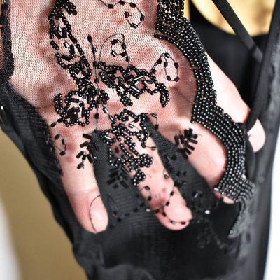 B3-120: Darya NY gown size 6