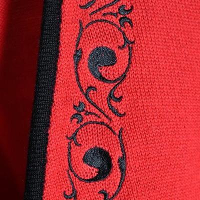 B3-127: Womens Jacket / Sweater Lot