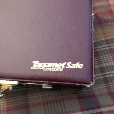 CL13: Mens Accessory Lot