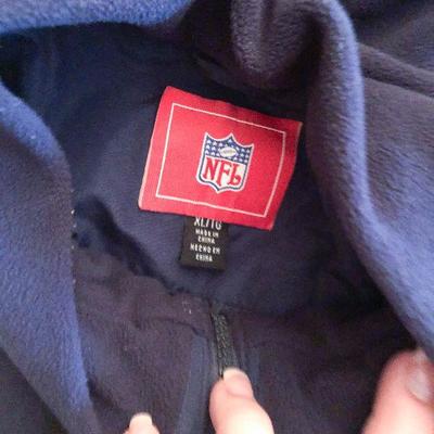 CL22: Mens NY Giants Clothing Lot