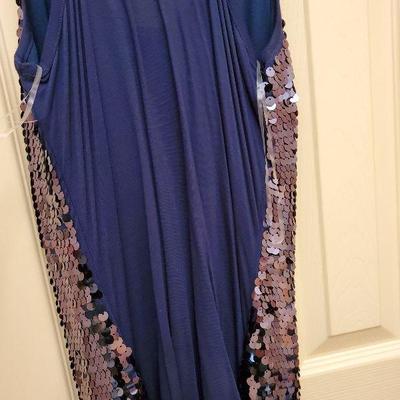 MB-292:  New with tags Inc shirt