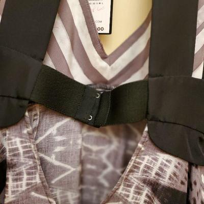 MB-300:  BCBG NWT dress