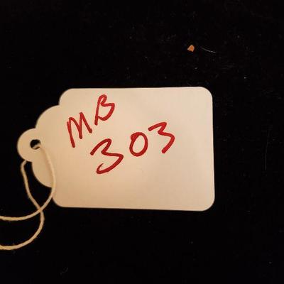 MB-303:  Shoe Carousel