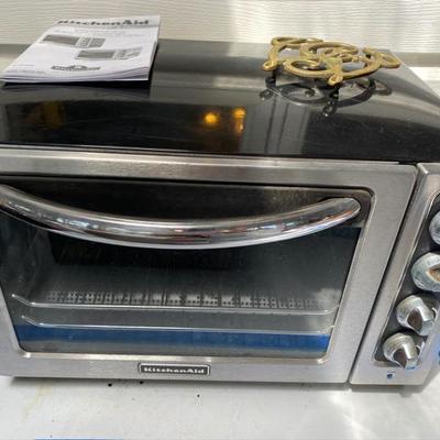 Lot # 796 Kitchen Aid Countertop Oven 