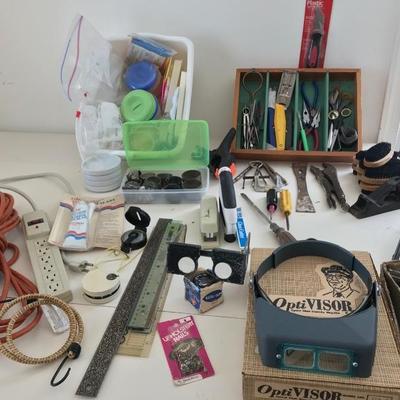 Lot#1201. Art Supplies Lot Tools & Visual aids