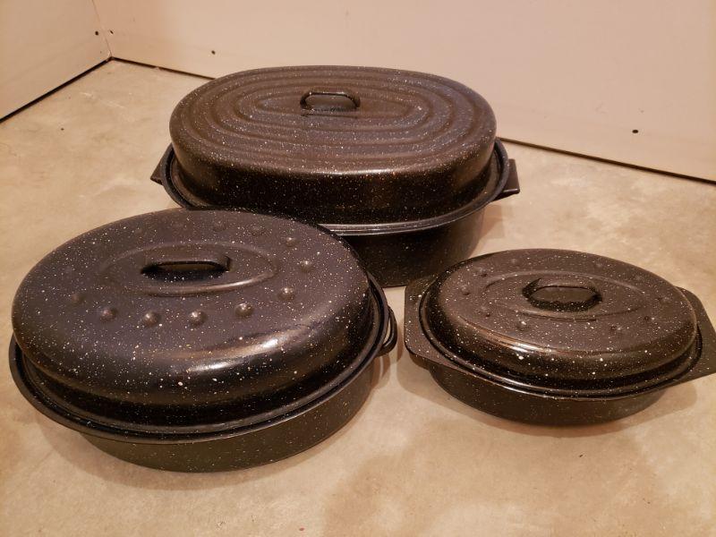 Lot 80 (3) Enamel Roasting Pans