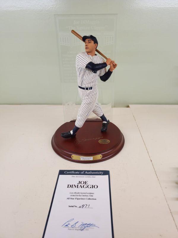 Sold at Auction: 4 Danbury Mint All Star Baseball Yankee figures