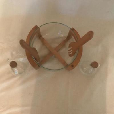 Lot 57 Salad bowl set