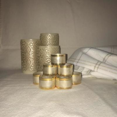 Lot 58 Table decor