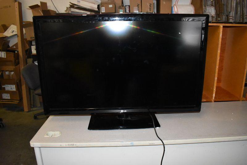 47" LG TV, Turns Off After On For A While (30'ish Minutes