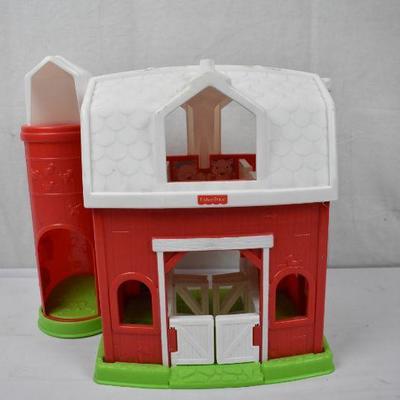 Fisher Price Barn Toy. No accessories. Date Code 0587T2