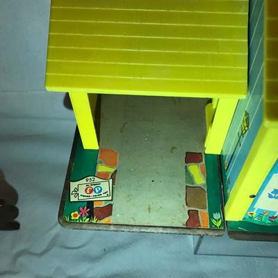 Lot 71 Toy Play house by Fisher Price