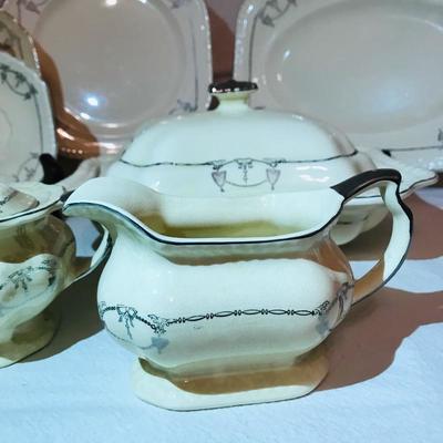Lot 72 Salem Heirloom Platinum Alloy 
