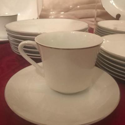 Lot 75 Four Crown China
