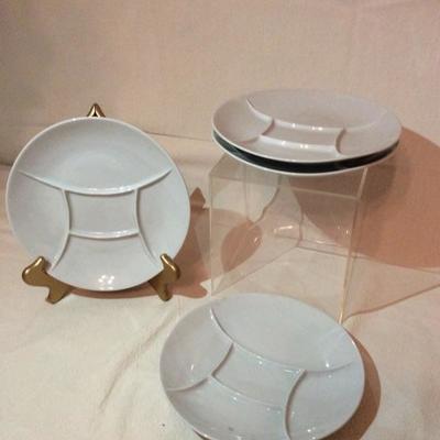 Lot 82 Party Plates
