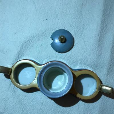 Lot 84 Salt & Pepper Shaker Set