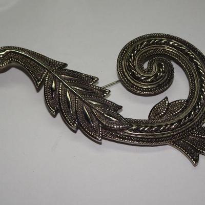 Victorian Scroll Pin, Brooch