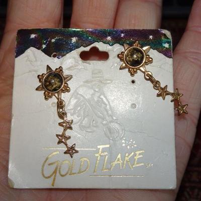 Gold Filled, Gold Tone Jewelry Lot, Key & Heart Fraternal Locket, Heart Bracelet, 14K GF Gold Flake Earrings, Gold Done Heart Necklace