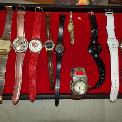 Watch Lot, Quartz, Casio, Disney, Santa, Elgin, Eastman, Skagen, No name watches.... 11 watches