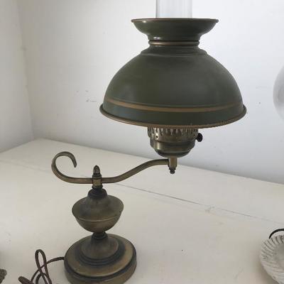 Lot # 1266  Lamps