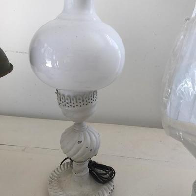Lot # 1266  Lamps