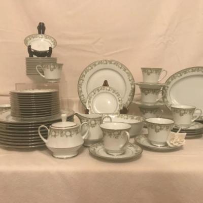 Lot 85 Fine China Noritake