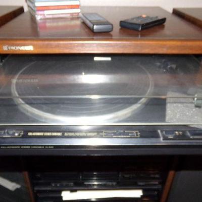 LOT 5 COMPLETE PIONEER STEREO SYSTEM IN CABINET