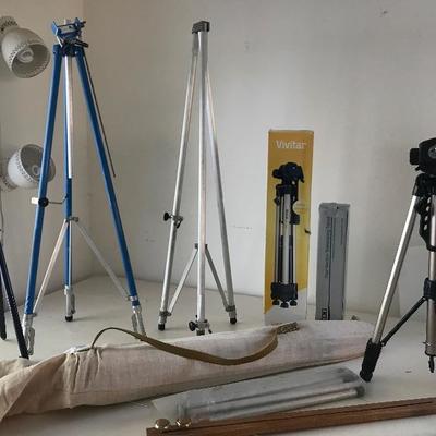 Lot # 1270. Tripods & portable  umbrella