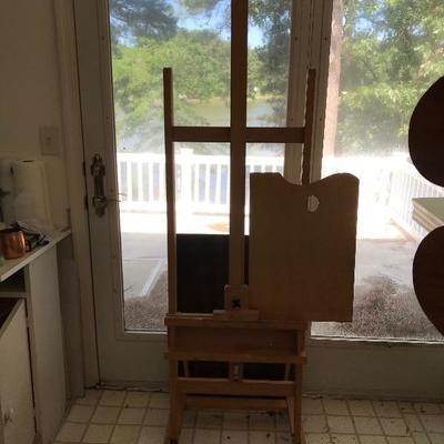 Lot # 1276 Tall Wooden Easel