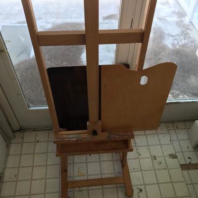 Lot # 1276 Tall Wooden Easel