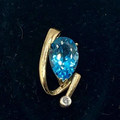Pear Shaped Blue Topaz Pendant Necklace