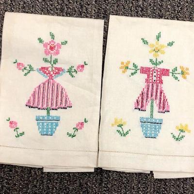 Vintage Pair of Handstitched Tea Towels Linen Napkins