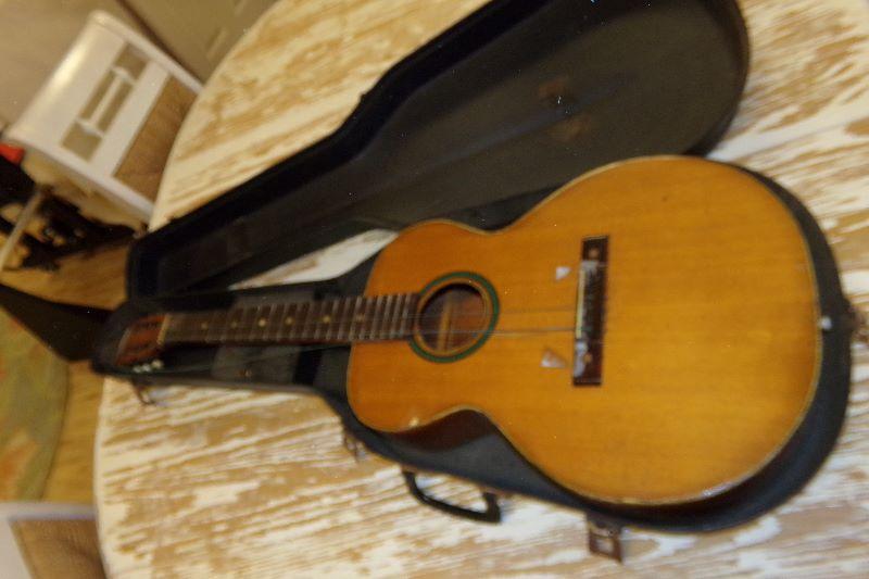 penncrest acoustic guitar