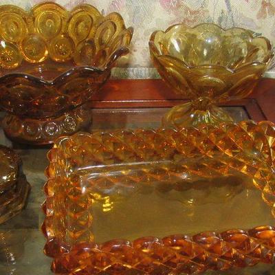 Lot 23- Beautiful Vintage Amber Glass 4 pieces 