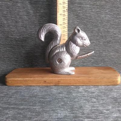 Vintage Squirrel nut cracker